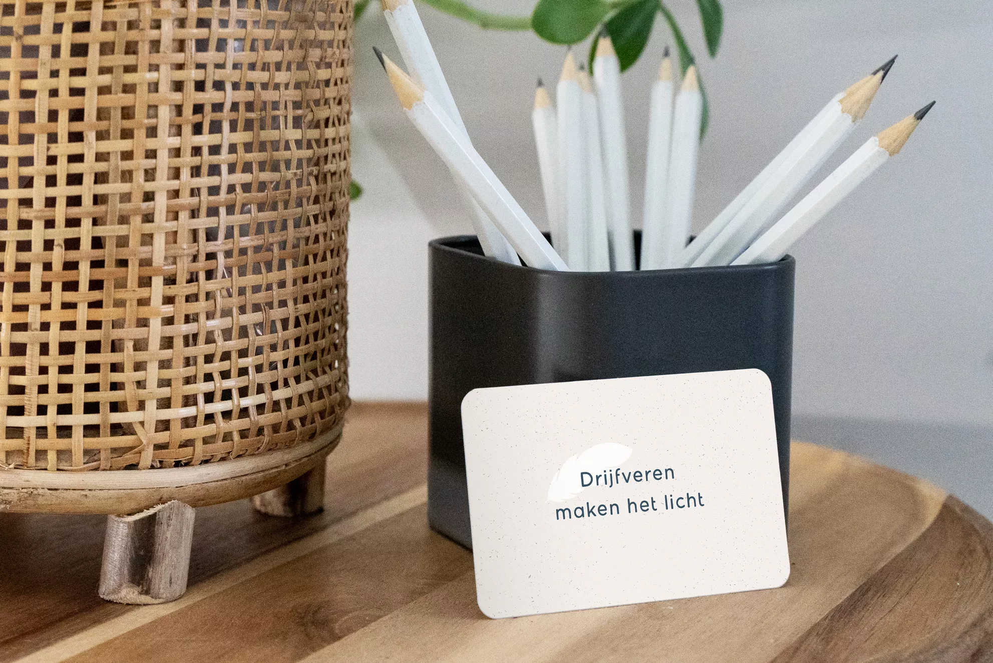 Nog een kaartje uit de set op tafel, van dichtbij